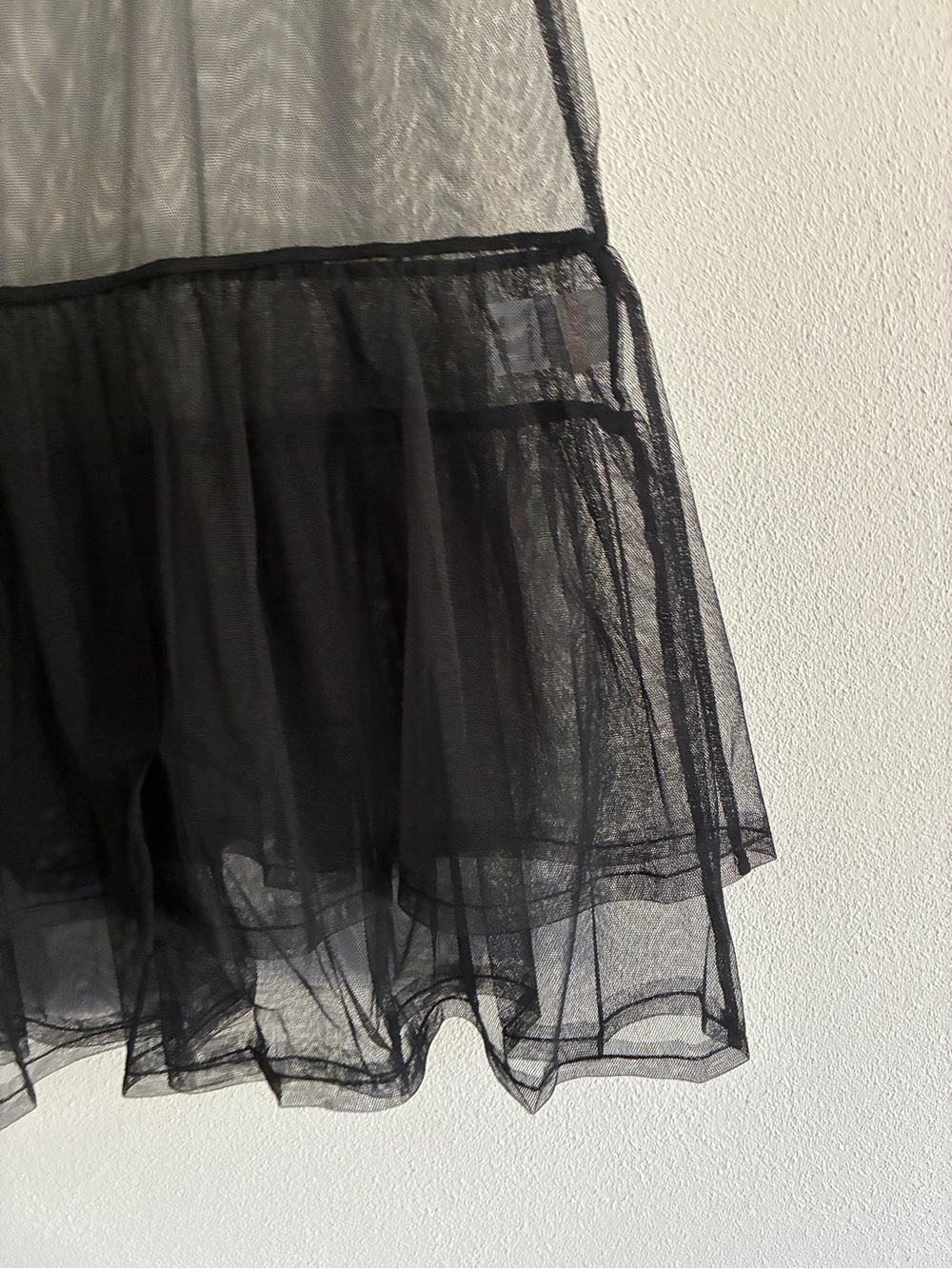 Goldie Lewinter Tulle Skirt Black Sheer Midi Overlay Ruffle Hem XS NWT - Picture 3 of 10